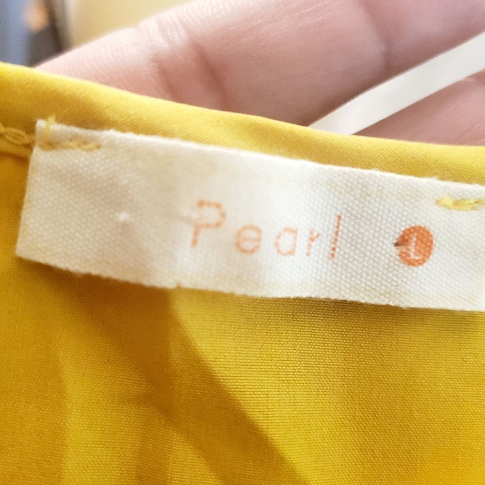 Pearl Mustard Yellow Top Size Large - Picture 8 of 8